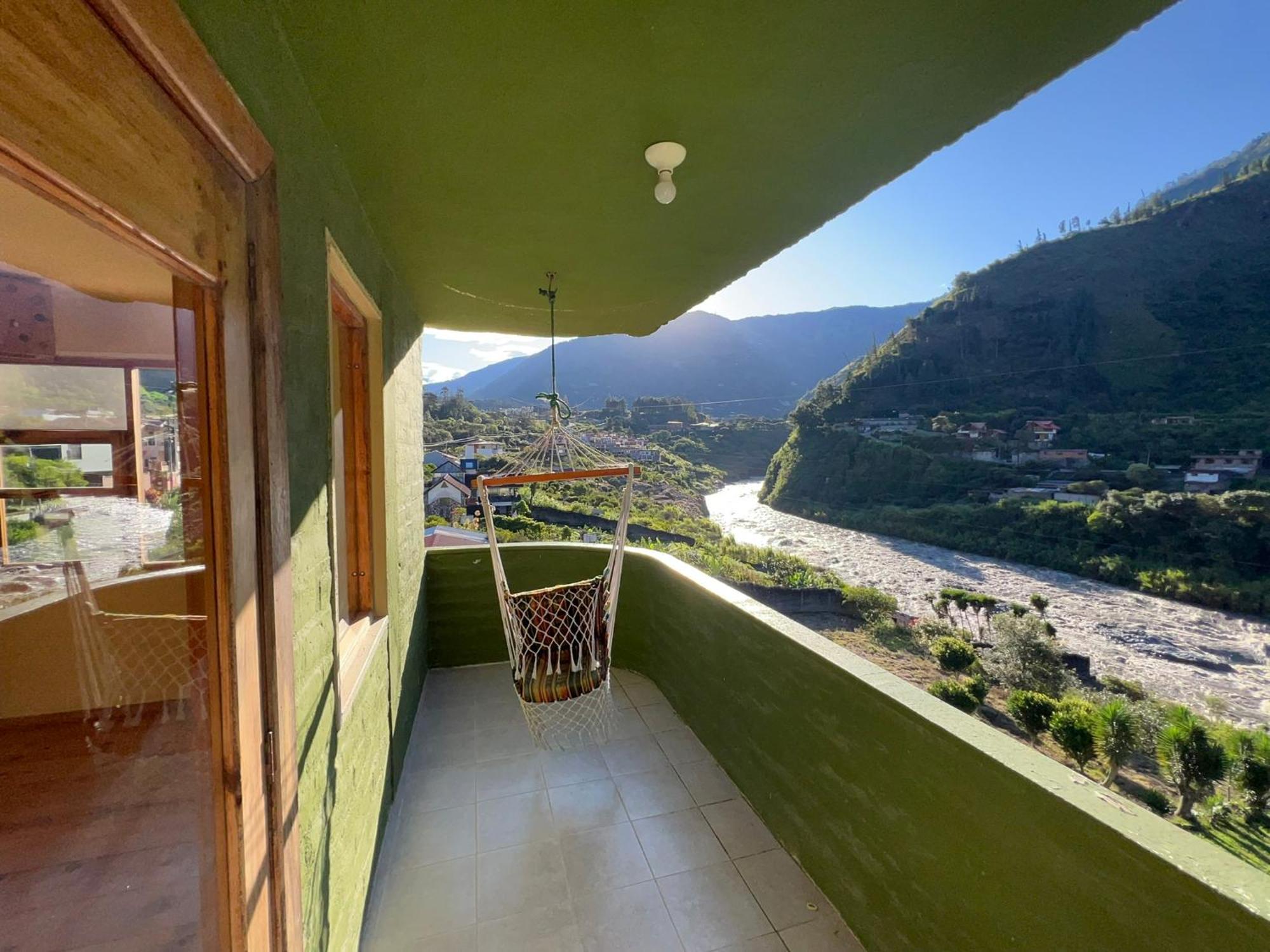 La Casa Verde Eco Guest House บาญอส ภายนอก รูปภาพ